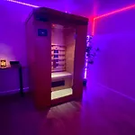 COSY&SPA Appartement Luxe JACUZZI SAUNA Suite Cristal
